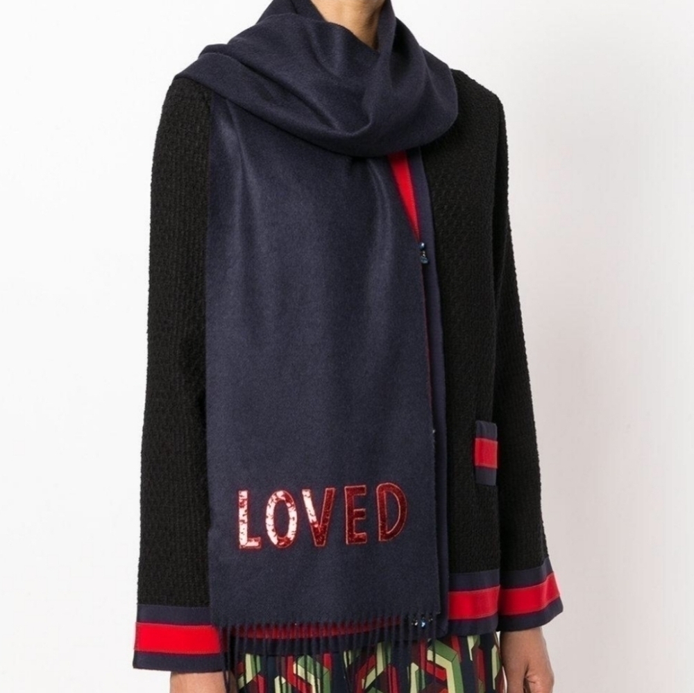 New GUCCI Silk/Cashmere Long Scarf With Red Sequin Loved 481318 4000 NWT